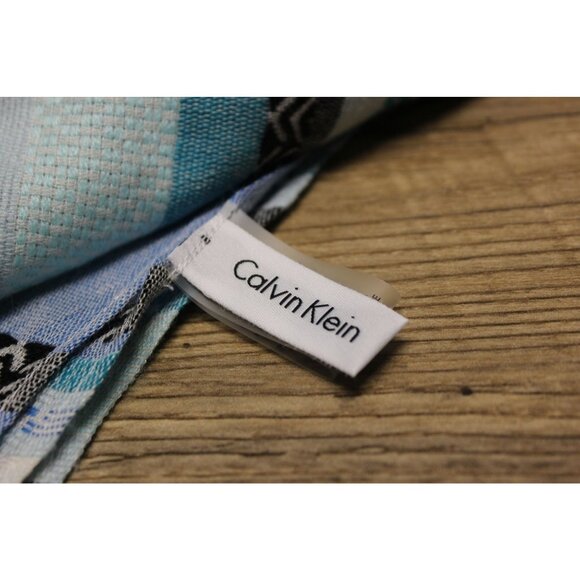 Calvin Klein women's woven striped lightweight long wrap scarf - Picture 5 of 10